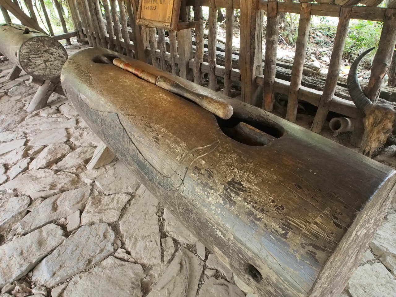 tambour rituel chez les Wa